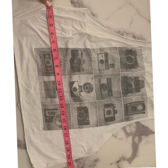 Brandy Melville Moon Phases Graphic Tank Top - Picture 7 of 7